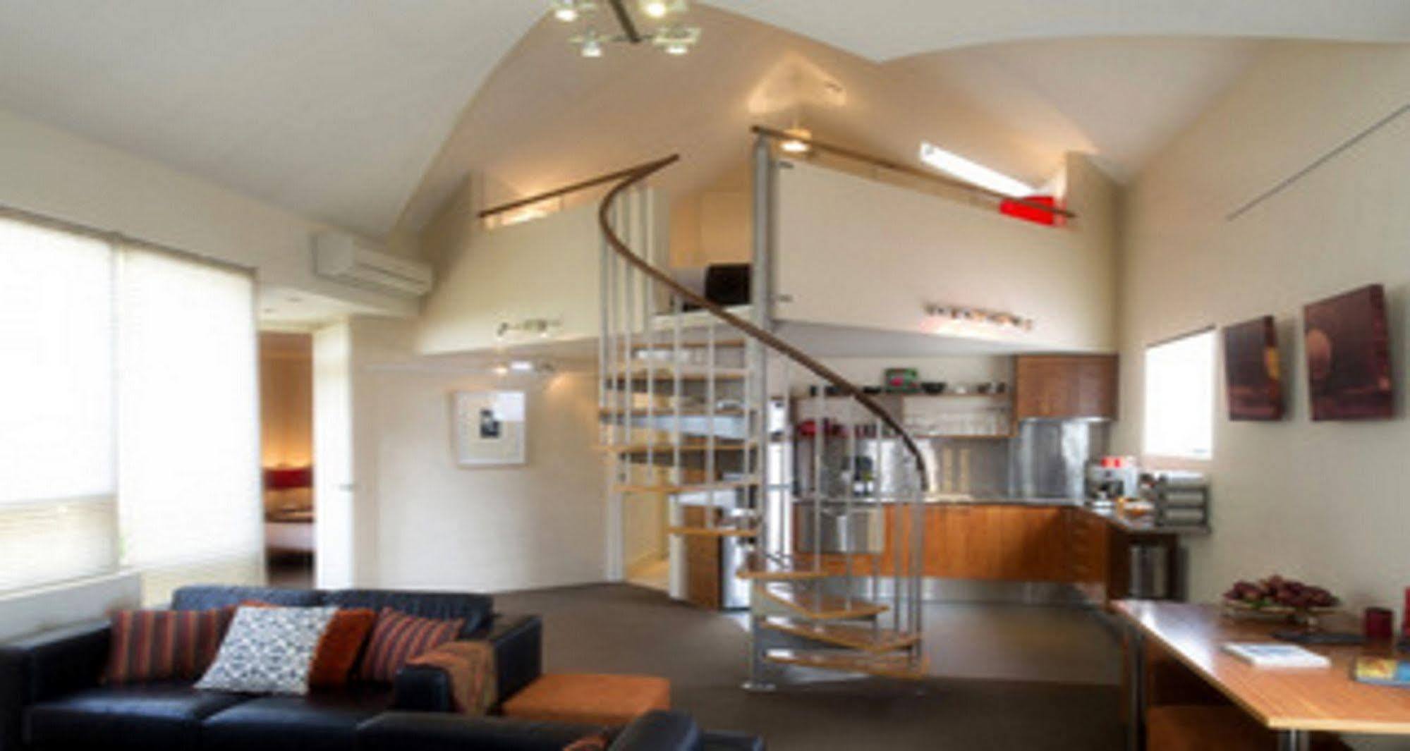 TWOFOURTWO Boutique Apartments Launceston Extérieur photo