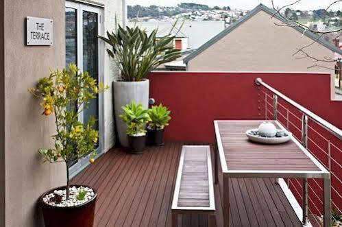 TWOFOURTWO Boutique Apartments Launceston Extérieur photo